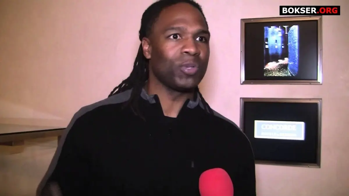 56-letni Chris Byrd przegrywa przed czasem!